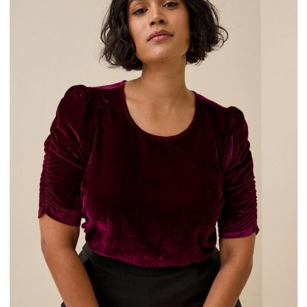 Torrid Velvet Ruched Sleeve Top wine color velour NEW Plus SZ 2X blouse